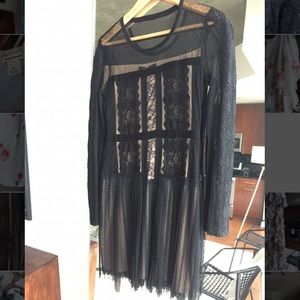 BCBGMaxAzria lace dresss. NWT!! Never worn
